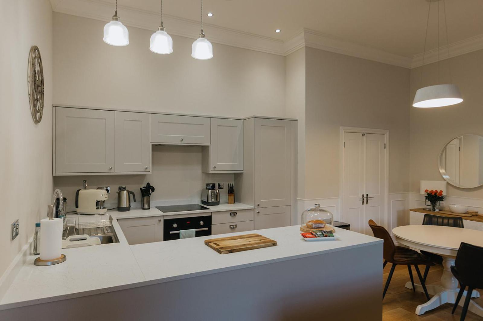 Wensleydale, Old School Rooms - Ground Floor Luxury Apartment In Richmond, North Yorkshire Richmond  Buitenkant foto